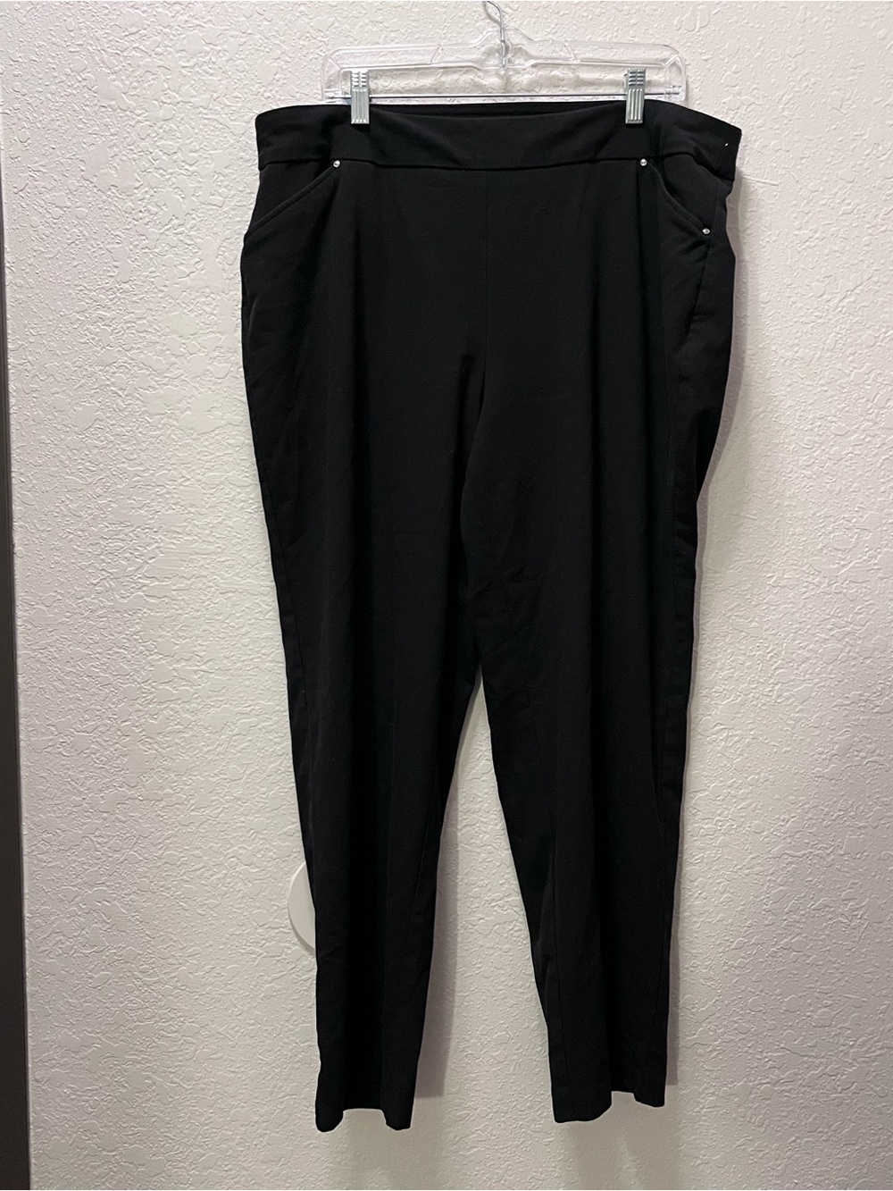 Roz & Ali Black Skinny Pull-On Pants